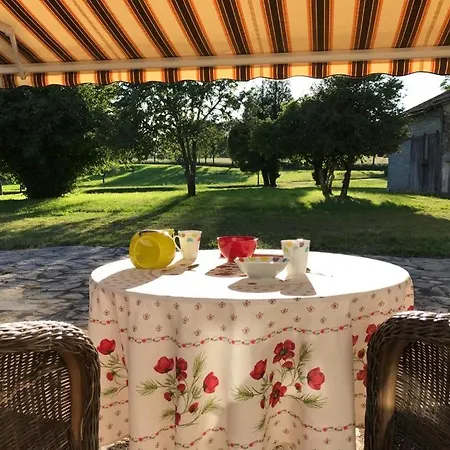 La Jarisse Holiday home