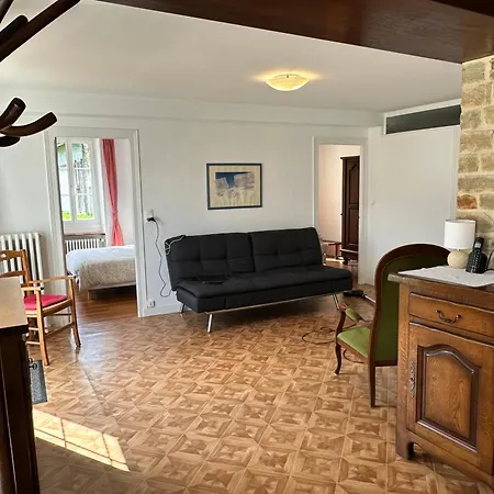 La Jarisse Holiday home Saint-Martin-de-Fressengeas